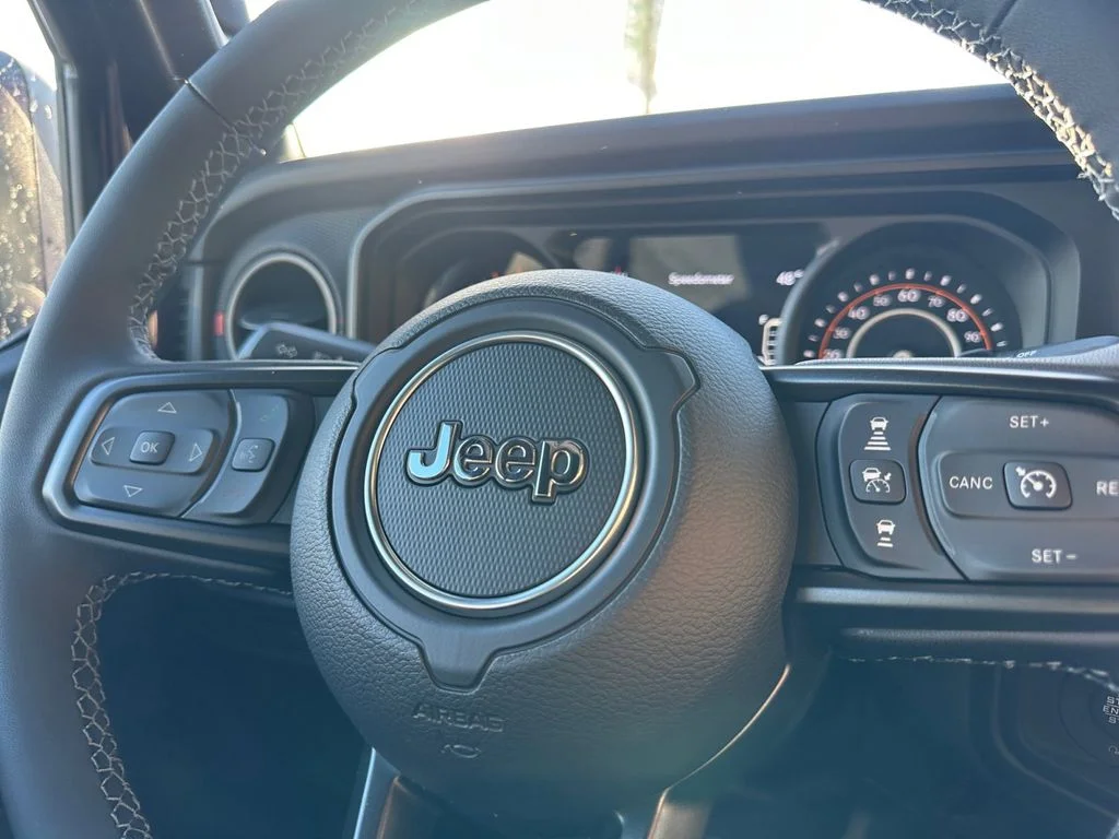 New 2026 Reign Jeep Rubicon X image 25