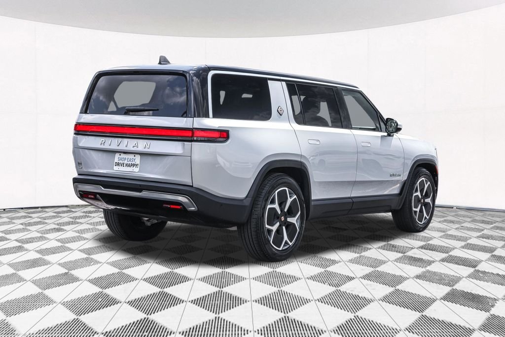 Used 2024  Rivian Adventure Dual Motor Max Pack image 14