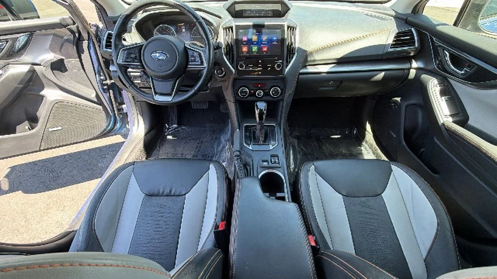 Used 2018 Quartz Blue Subaru 2.0i Limited image 26