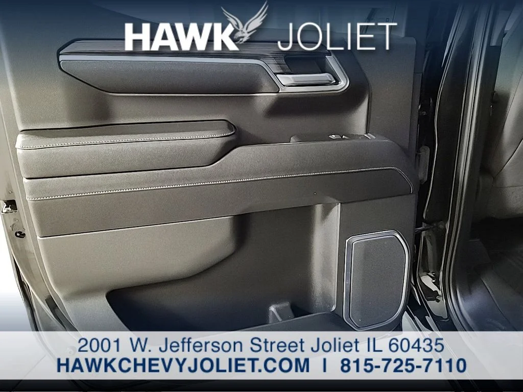 Used 2023 Black Chevrolet LT image 21