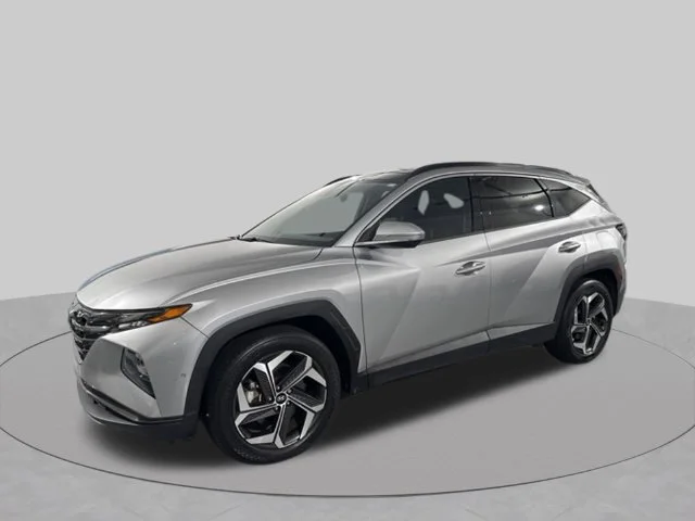 Used 2022 Silver Hyundai Limited image 3