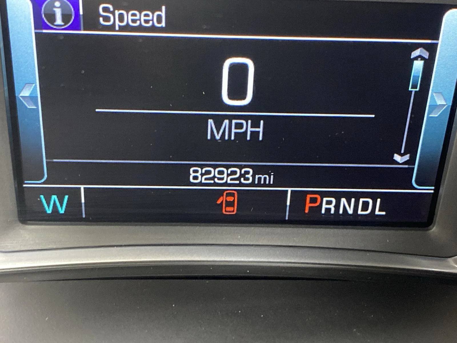 Used 2019 Silver Ice Metallic Chevrolet Premier image 18