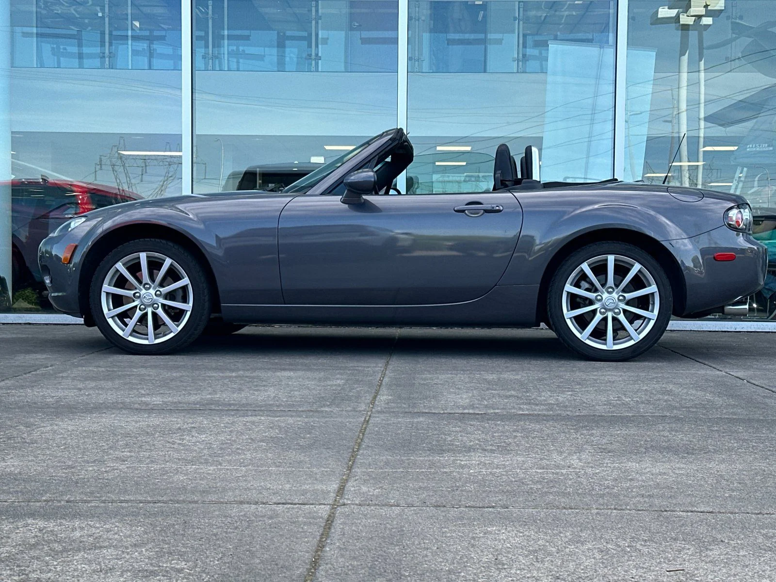 Used 2008 Galaxy Gray Mica Mazda Grand Touring image 6