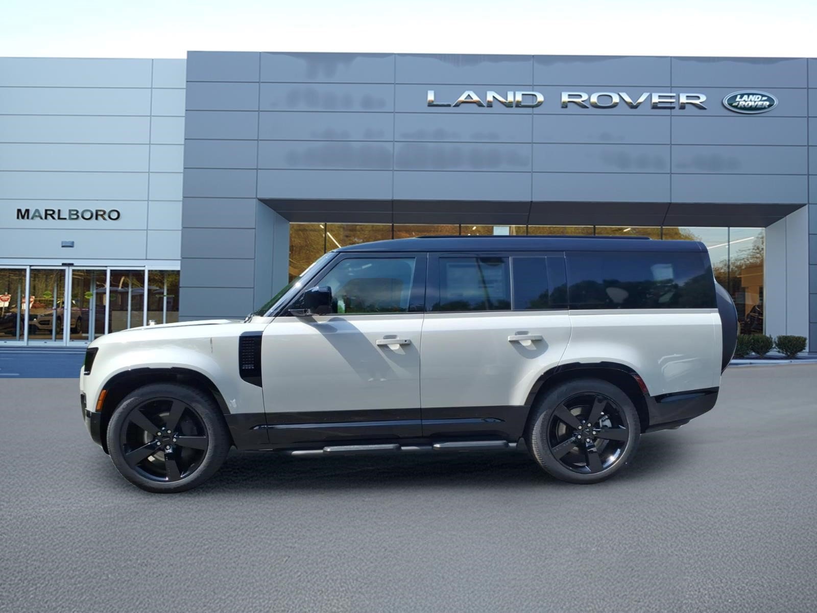 New 2026 Borasco Grey Land Rover 130 X-Dynamic SE image 6