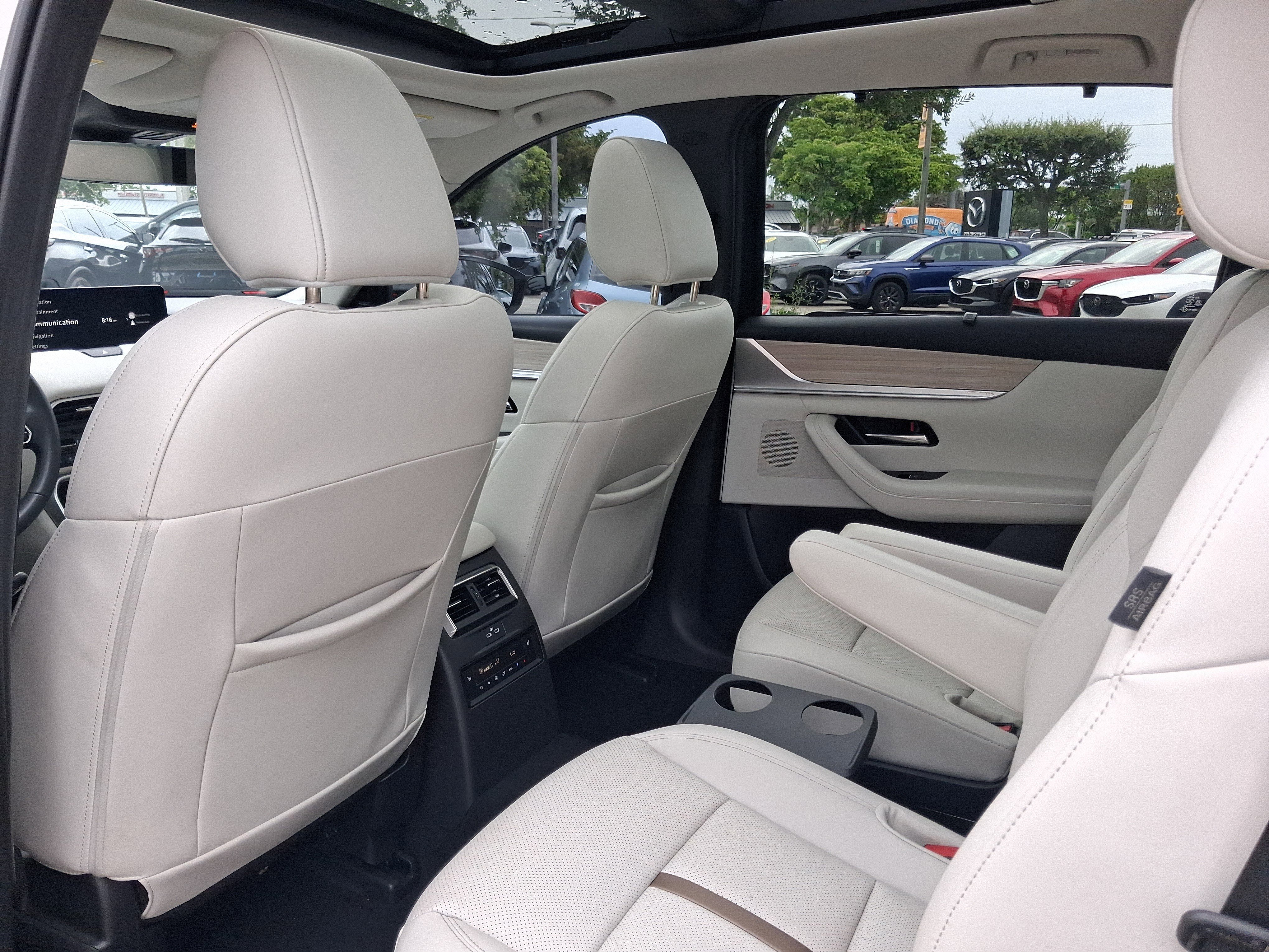 Certified Used 2024 White Mazda 3.3 Turbo Premium Plus image 7
