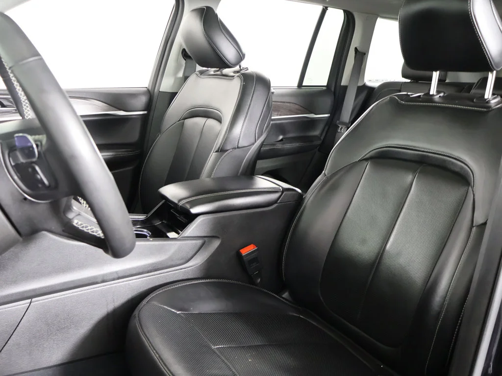 Used 2022 Midnight Jeep 4xe image 35