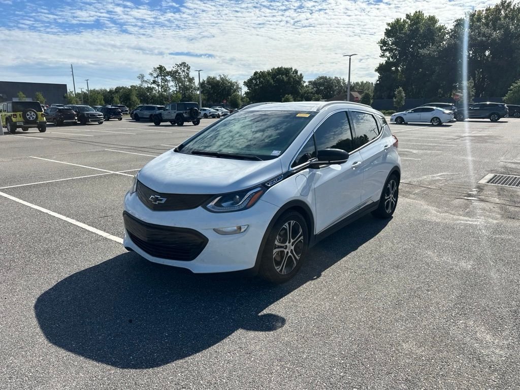 Used 2020 White Chevrolet Premier image 13