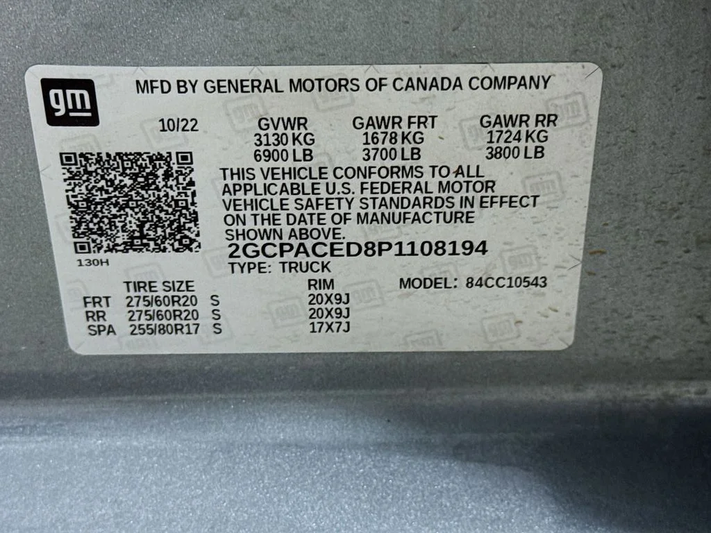 Used 2023 Gray Chevrolet LT image 40