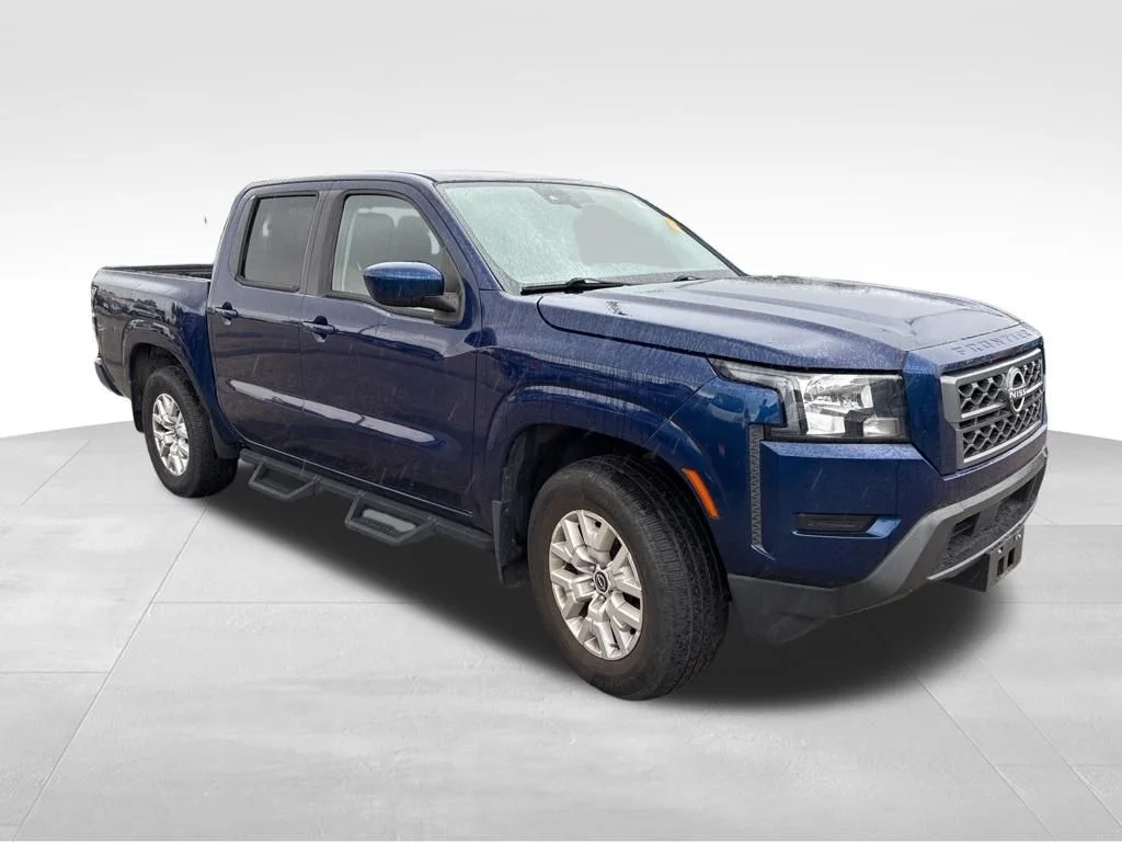 Used 2022 Blue Nissan SV image 8