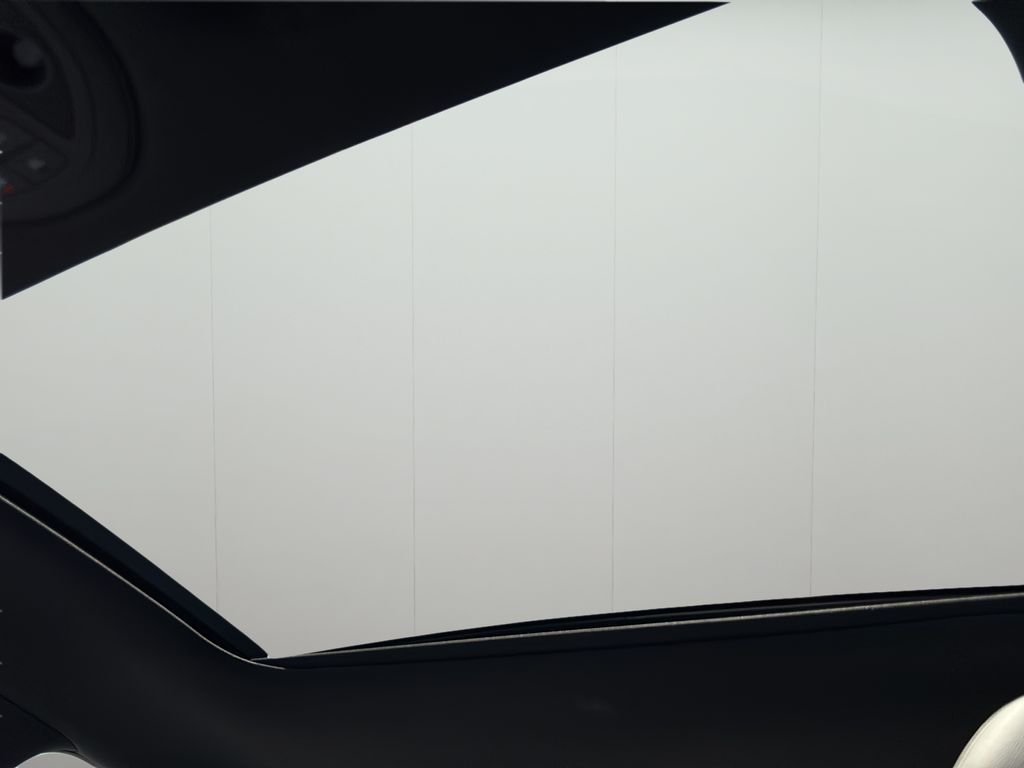2025 GENESIS G70 Standard - Photo 37