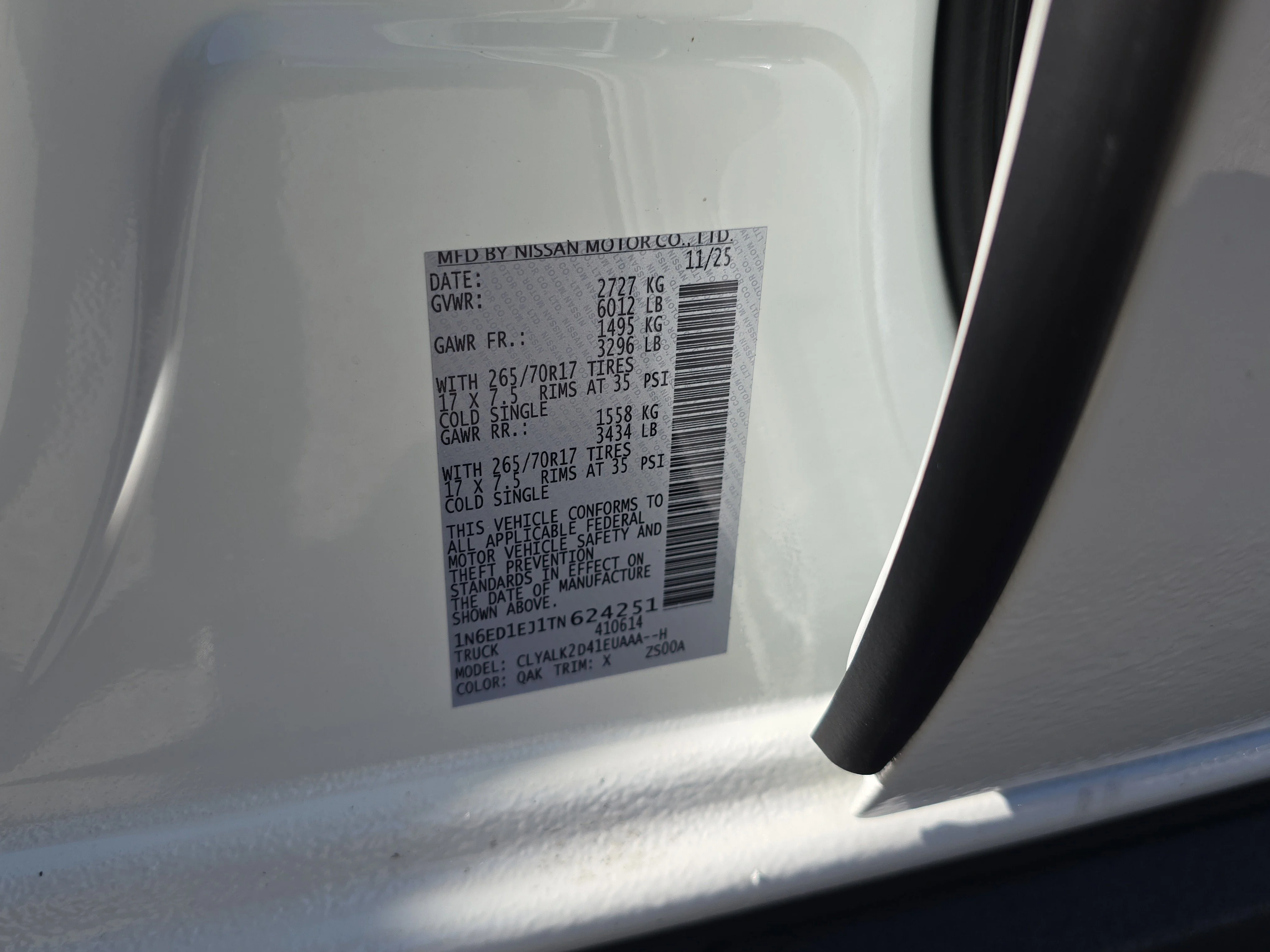 New 2026 Glacier White Nissan Crew Cab PRO-X® image 36