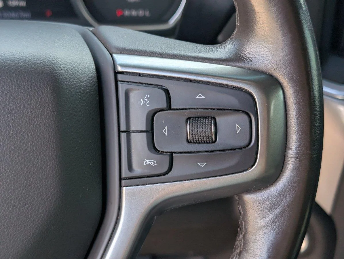 Used 2021 SUMMIT WHITE Chevrolet LTZ image 29