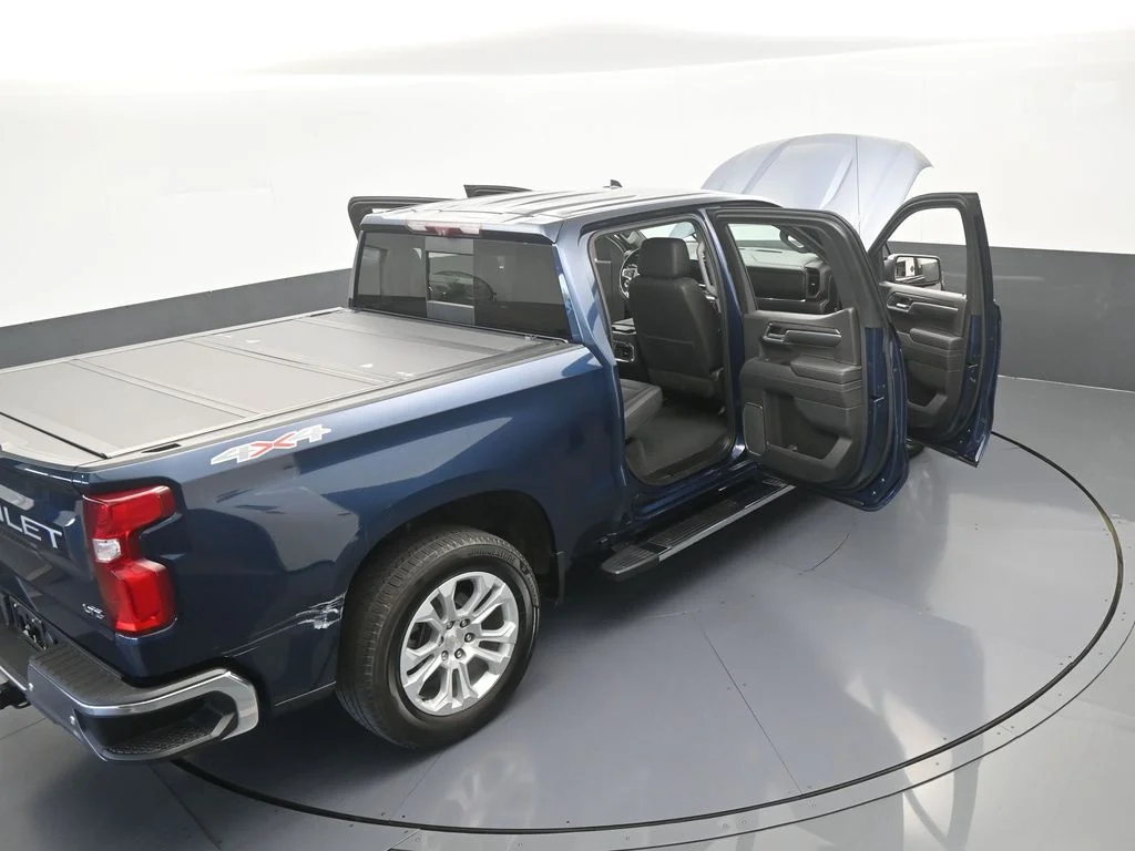 Used 2022 Northsky Blue Metallic Chevrolet LTZ image 74