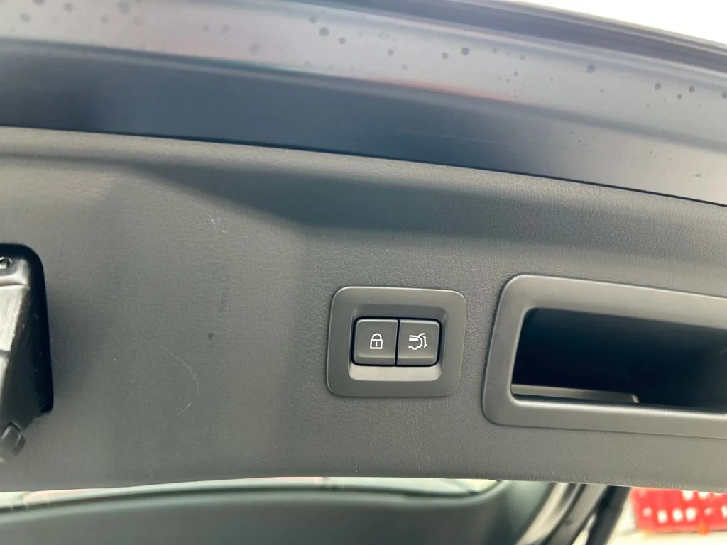 Used 2026 Blue Mazda Preferred image 32