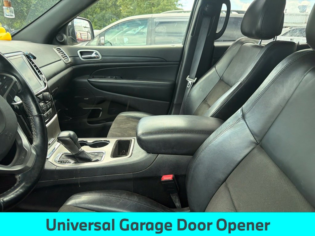 Used 2021 Silver Jeep Laredo X image 20