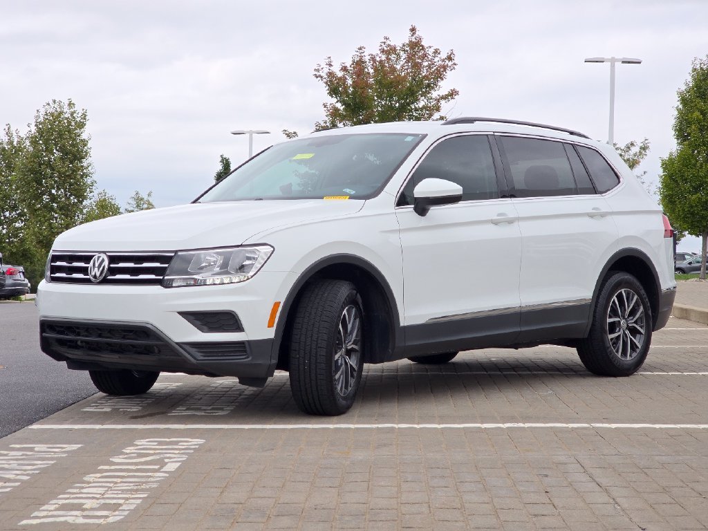 Used 2020 White Volkswagen 2.0T SE image 15