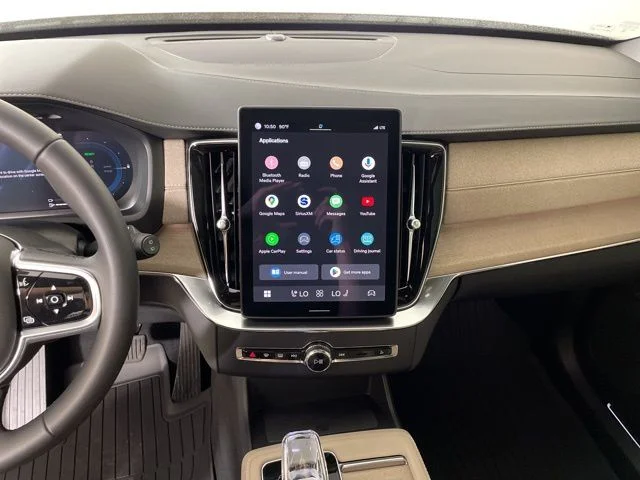 2025 Volvo XC90 Core - Photo 23