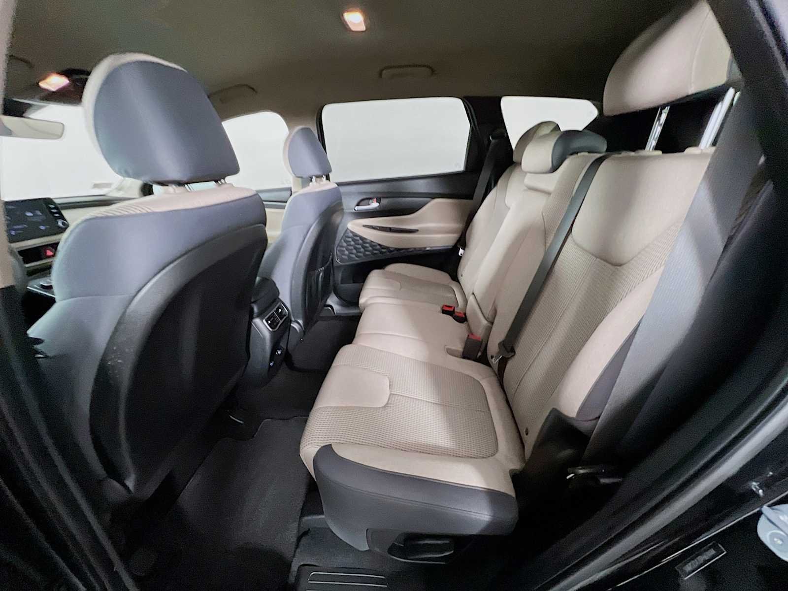 Used 2023 Twilight Black Hyundai SE image 23