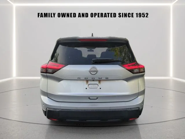 Certified Used 2024 Silver Nissan S image 5