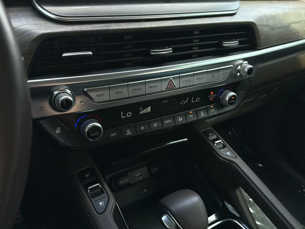 Used 2021 Ebony Black Kia SX image 16