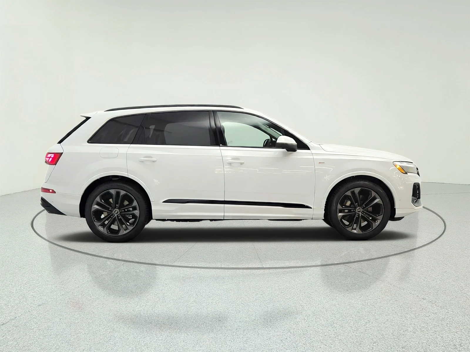 New 2026 Glacier White Metallic Audi S line Premium Plus 55 quattro *Ltd Avail* image 4