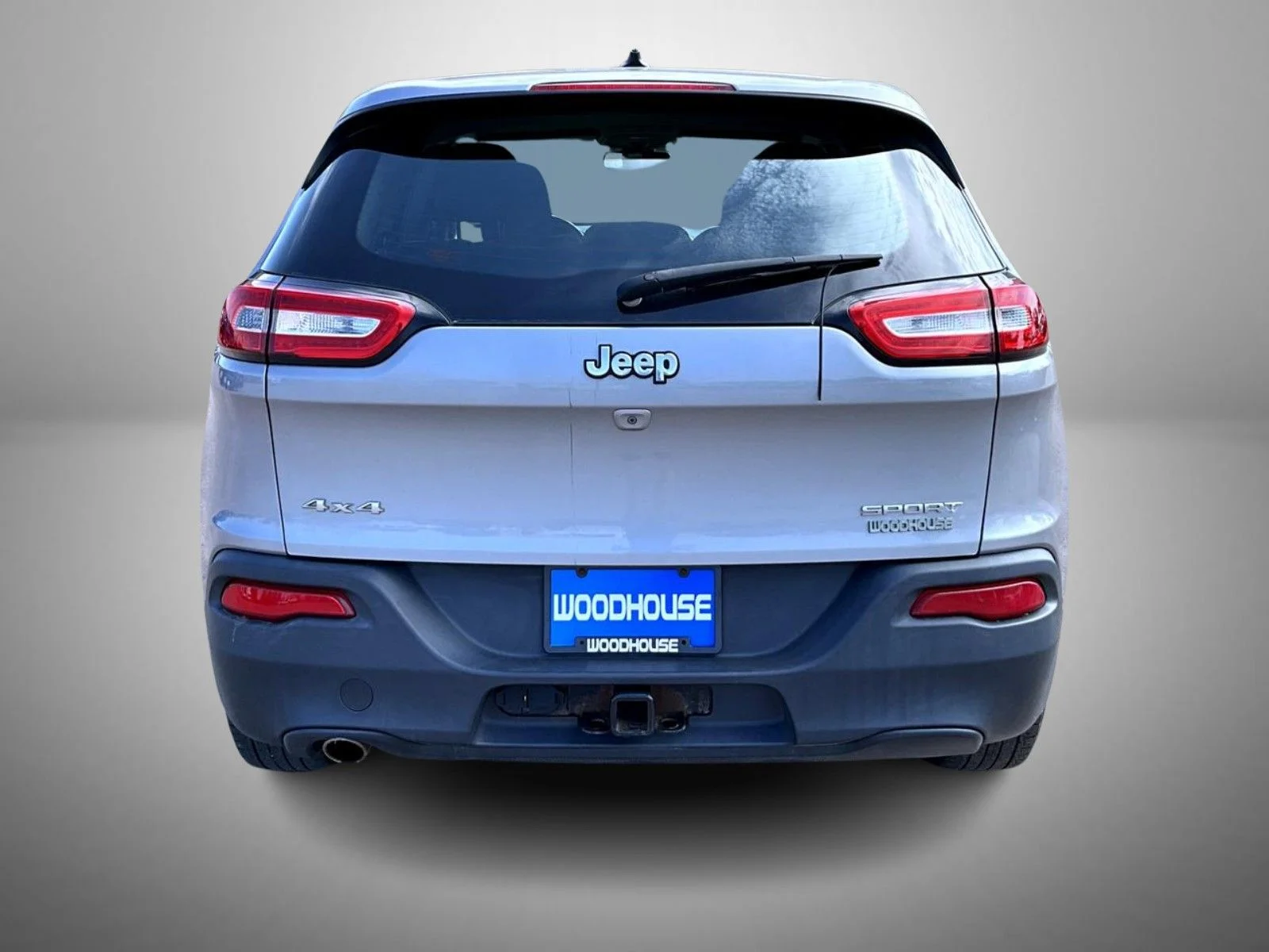 Used 2015 Silver Jeep Sport image 6
