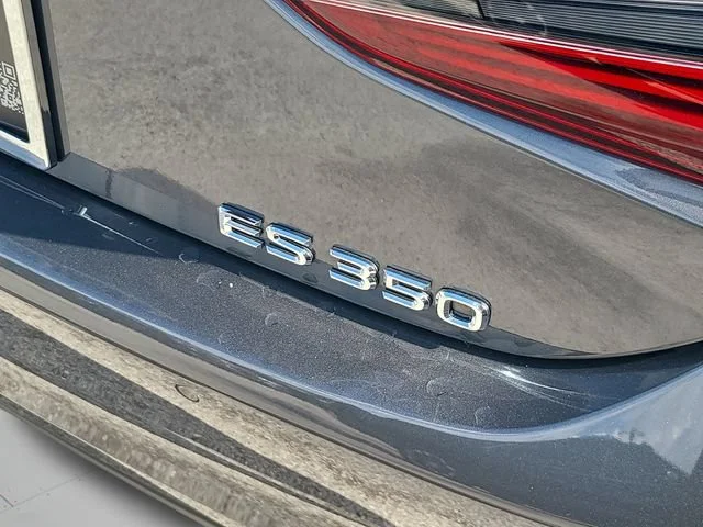 Used 2022 Gray Lexus ES 350 image 34