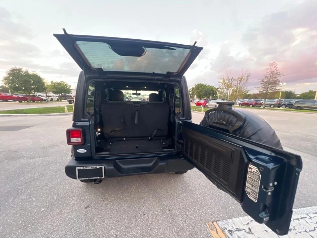 Certified Used 2025 Blue Jeep Sport image 19