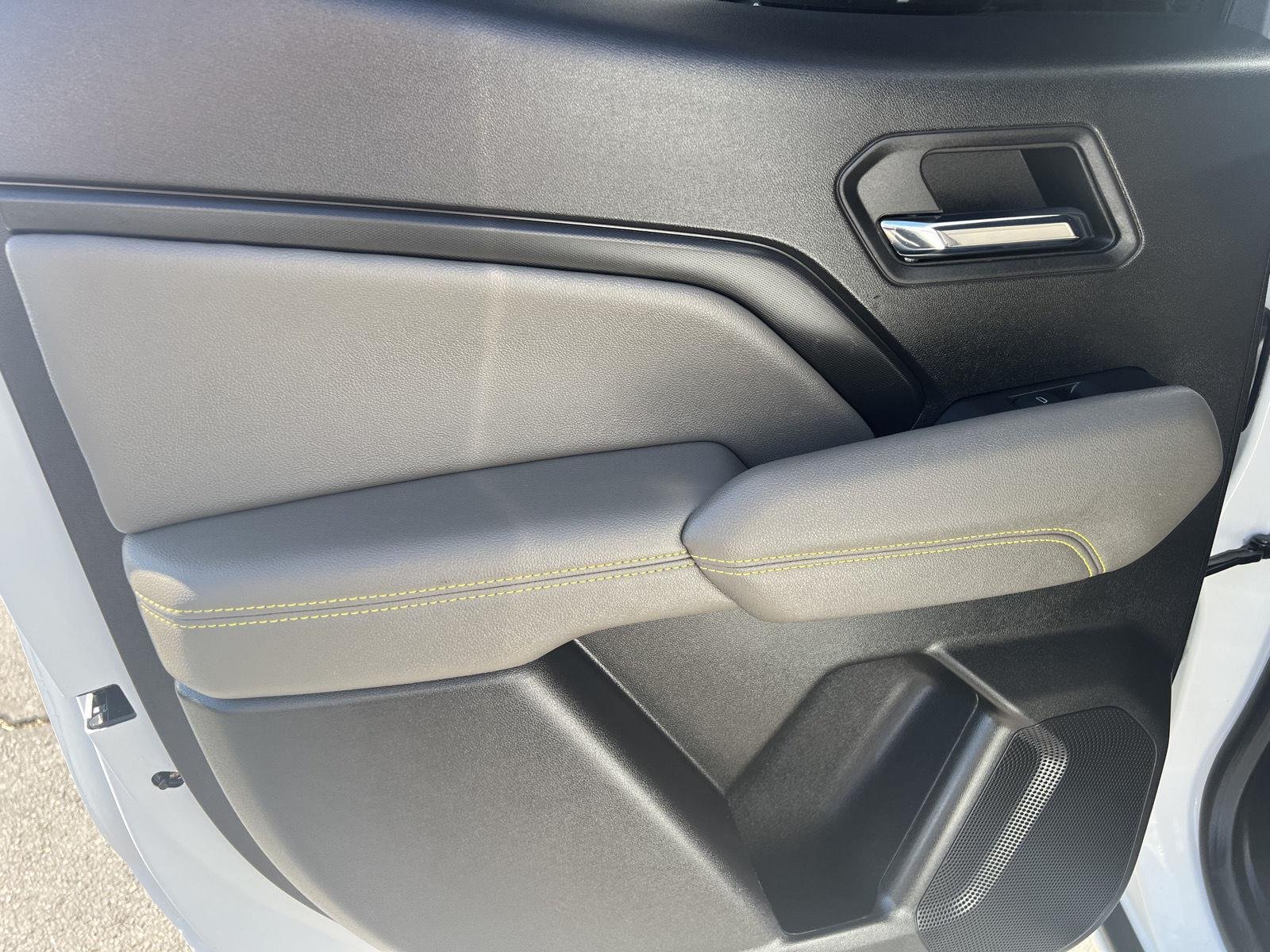 2024 Chevrolet Colorado ZR2 - Photo 31