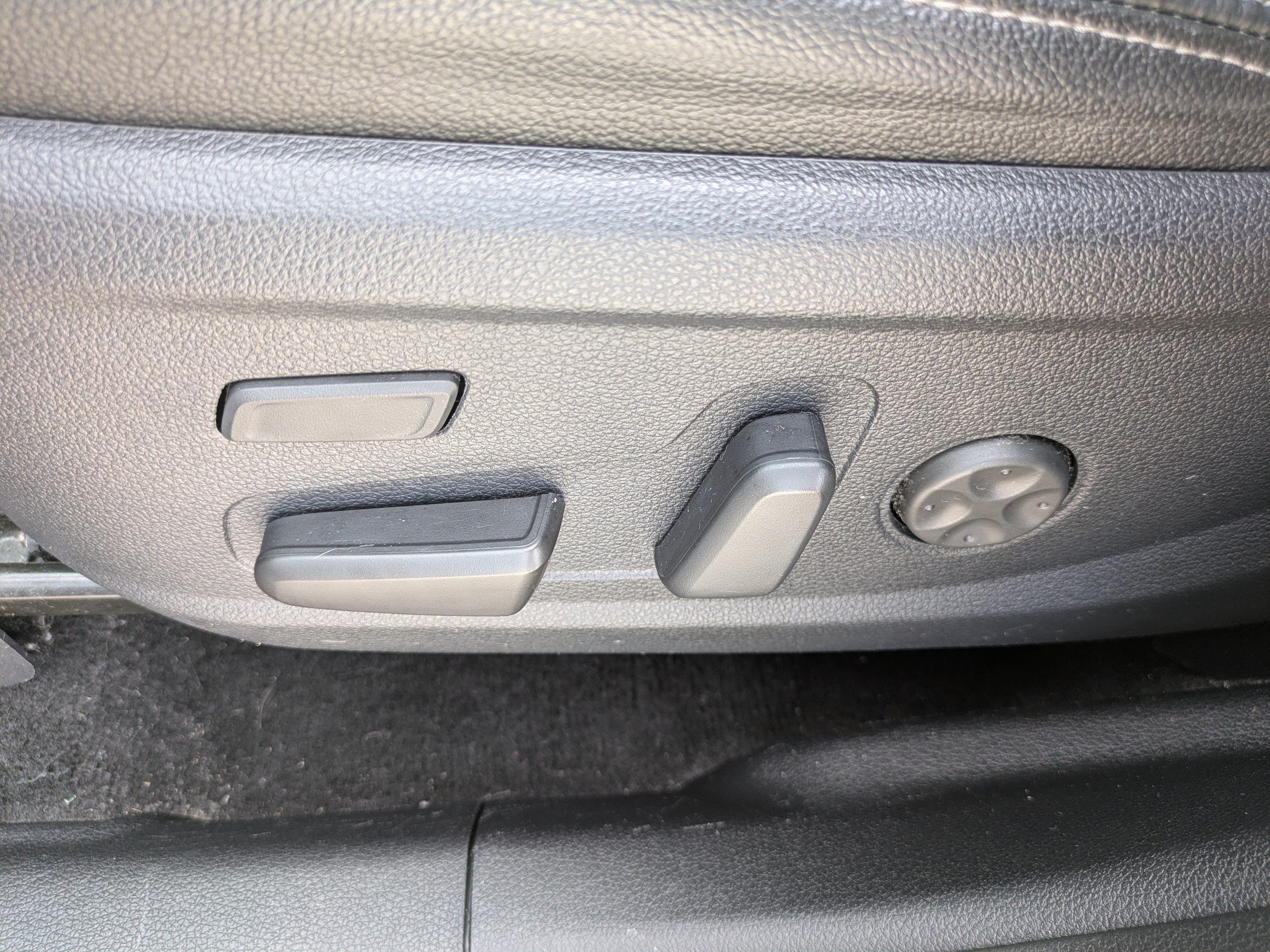 2019 Hyundai Santa Fe Ultimate - Photo 19
