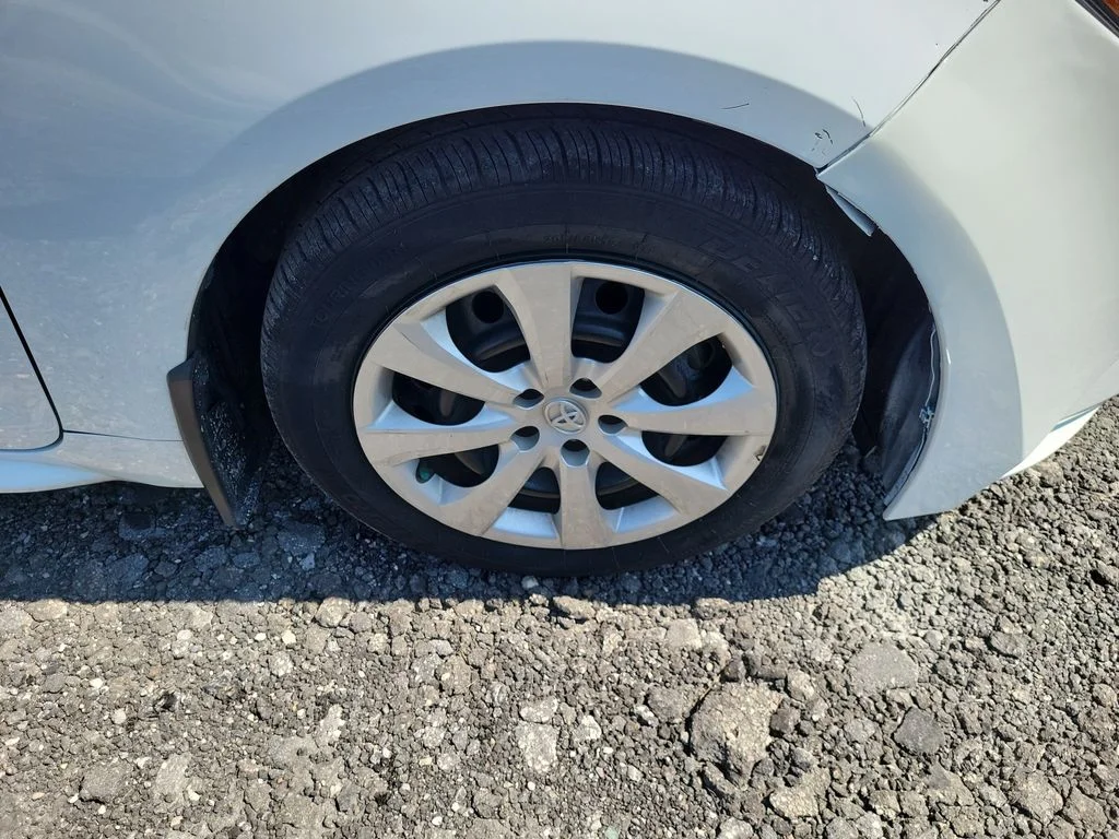 Used 2025 White Toyota LE image 7