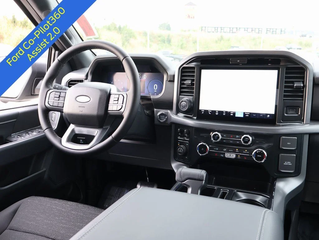 2025 Ford F-150 XLT - Photo 14