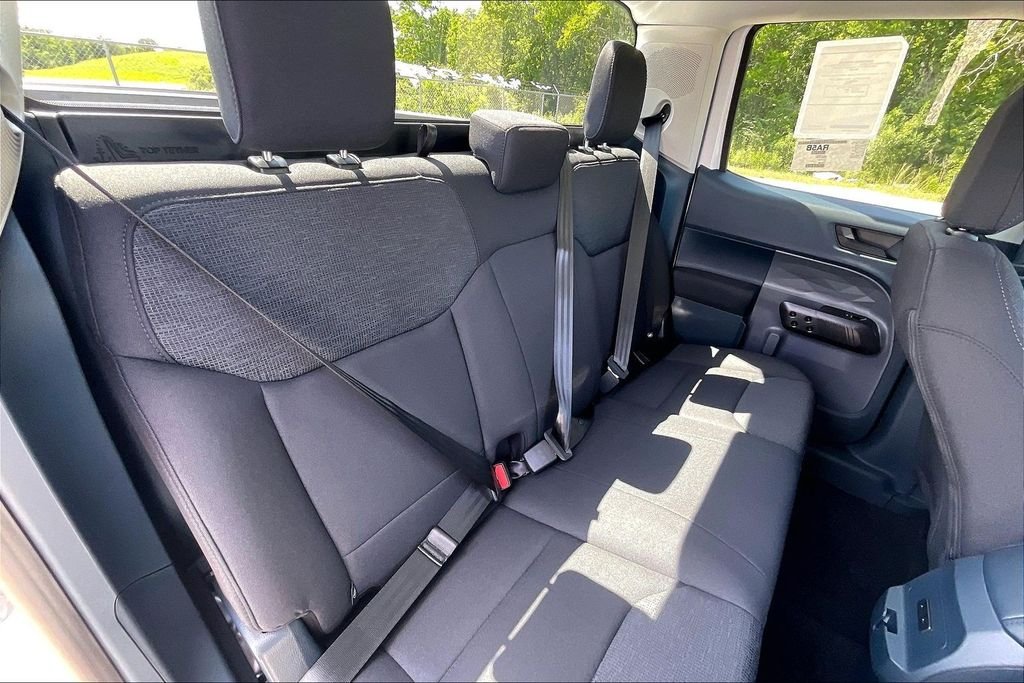 New 2026 Oxford White Ford XL image 22