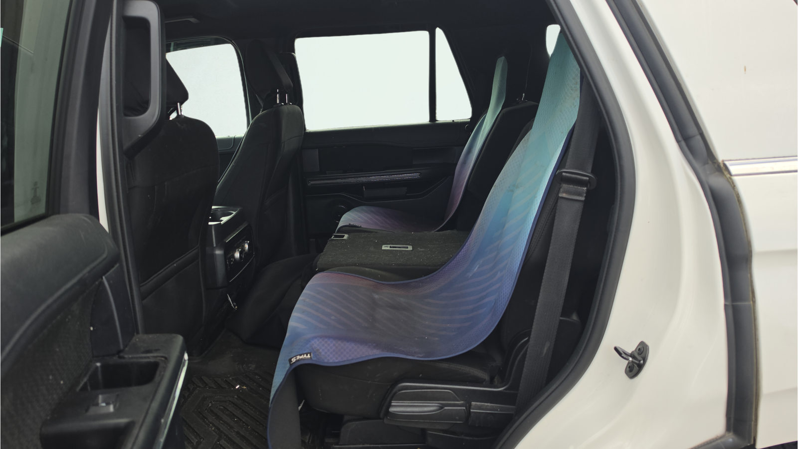 Used 2021 White Metallic Ford XLT image 18
