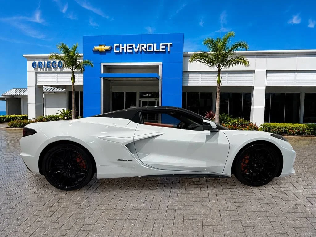 New 2027 Arctic White Chevrolet 3LZ image 6