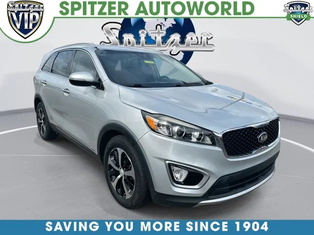 Used 2017 Silver Kia EX image 1