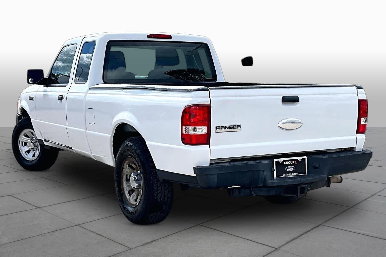 Used 2011 Oxford White Ford XL image 13