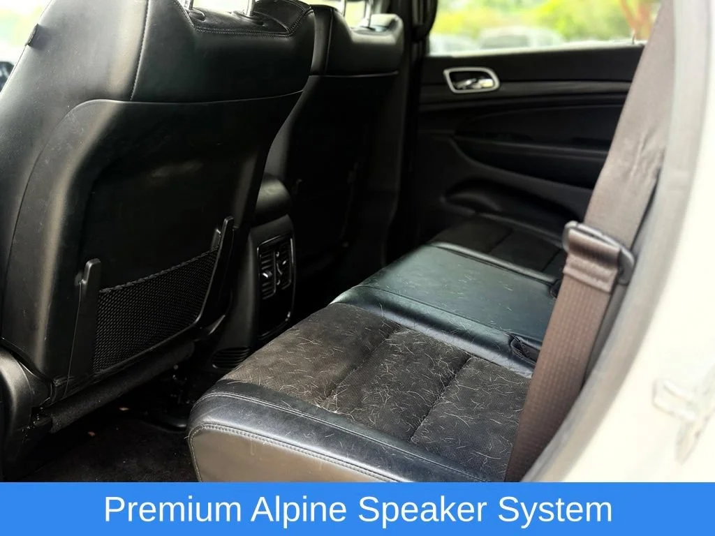 Used 2019 White Jeep Laredo E 4x4 image 17