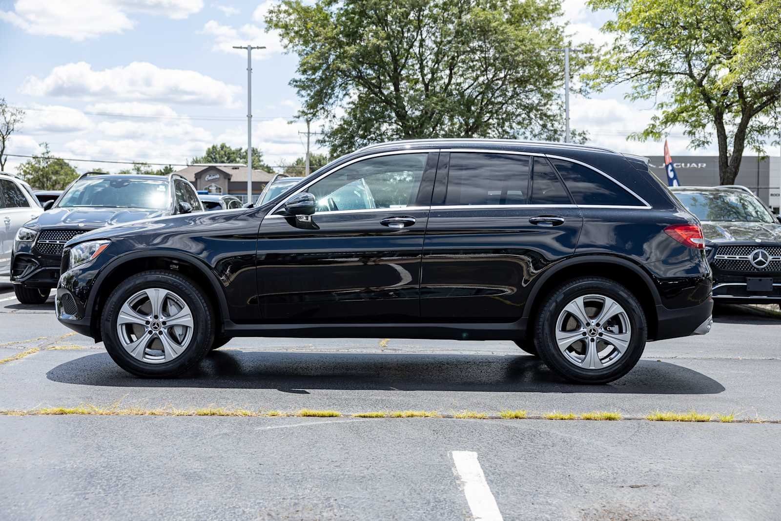 Used 2018 Black Mercedes-Benz GLC 300 image 4