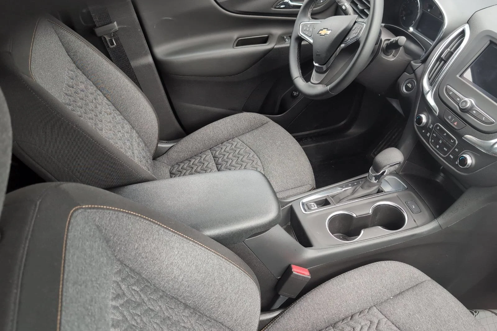 Used 2024 Mosaic Black Metallic Chevrolet LT image 4
