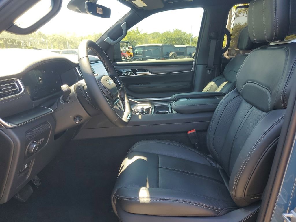 New 2026 Steel Blue Exterior Paint Jeep Summit Obsidian image 9
