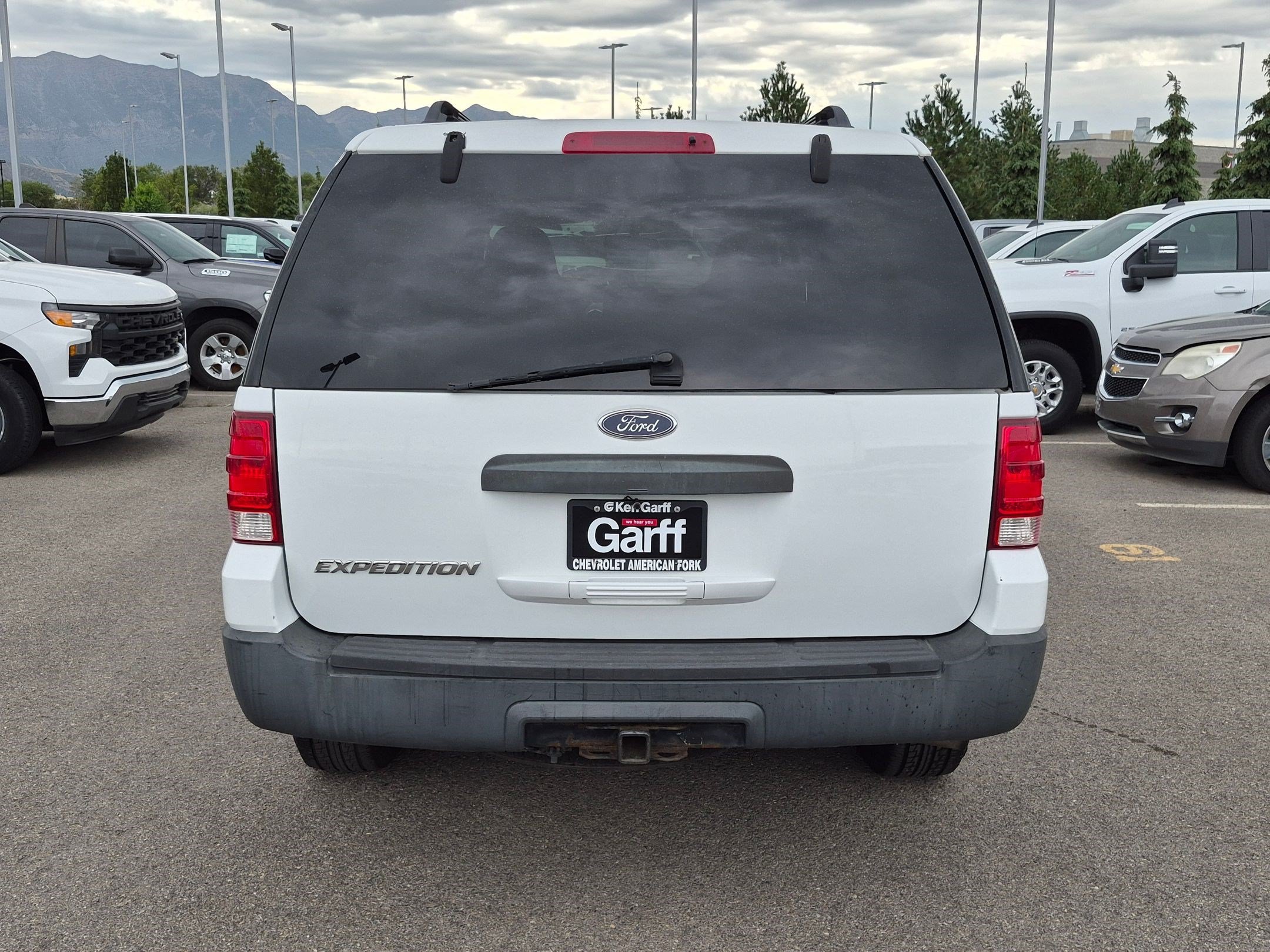 Used 2006 White Ford XLS image 4