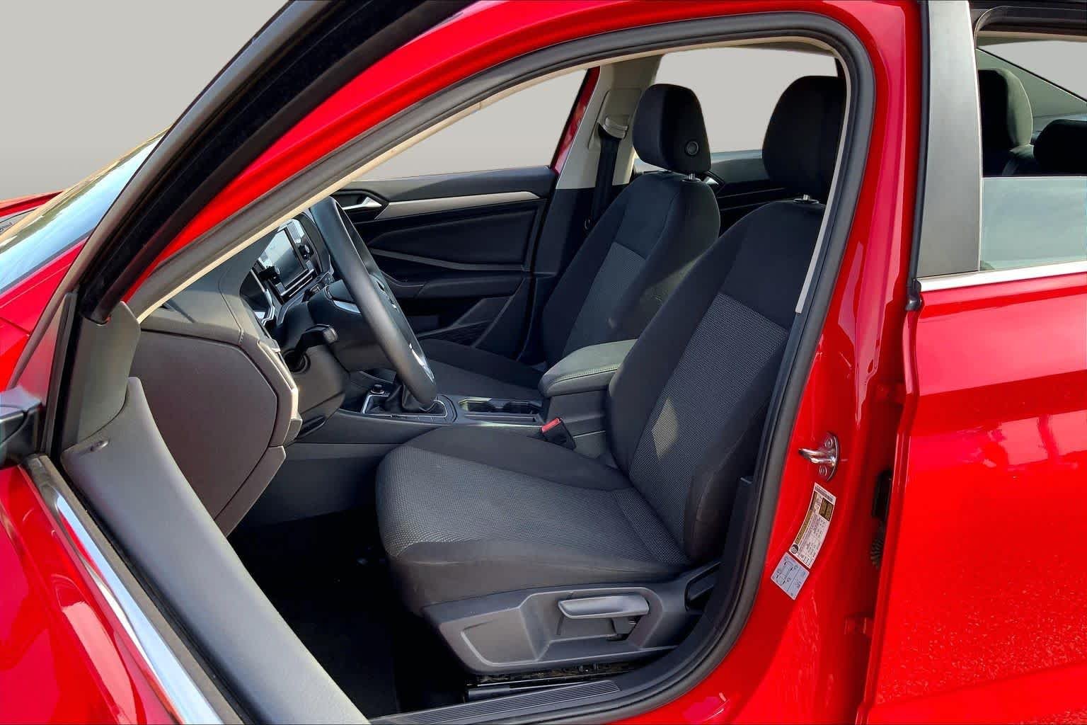 Used 2021 Tornado Red Volkswagen S image 8