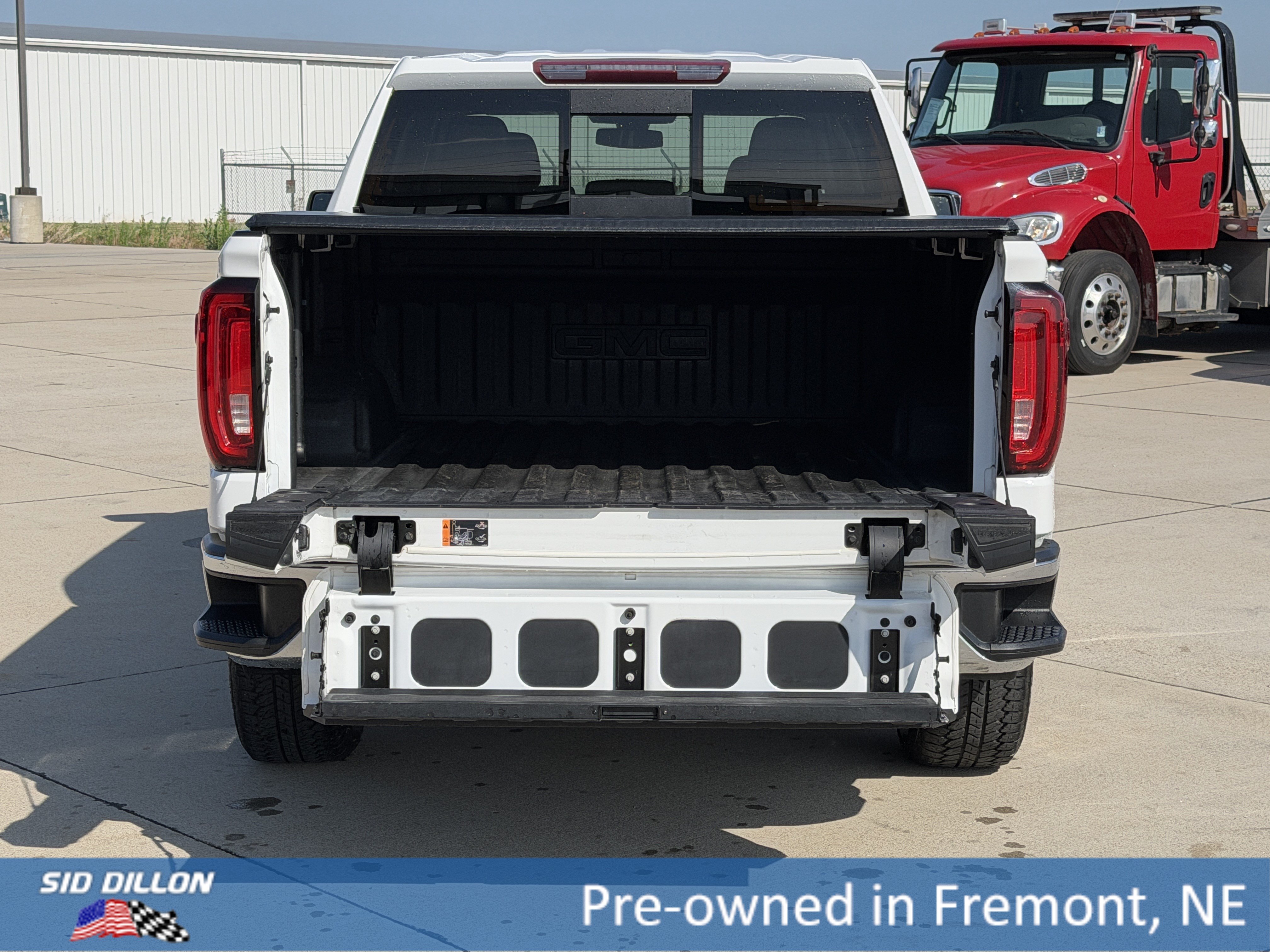 Used 2019 SUMMIT WHITE GMC SLT image 6