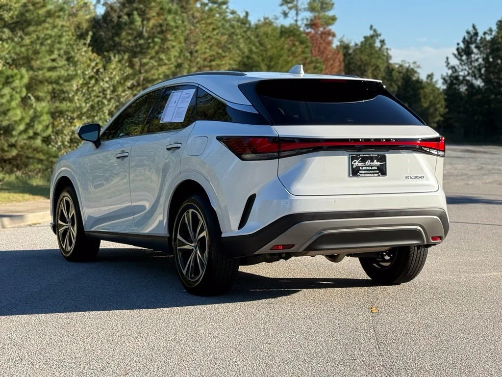 Used 2025 White Lexus 350 Premium image 9
