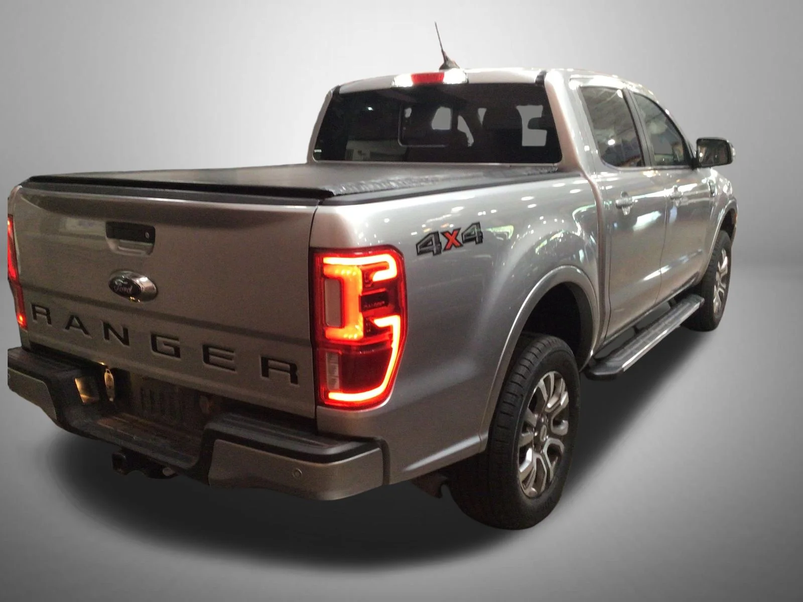 Used 2021 Silver Ford Lariat image 2