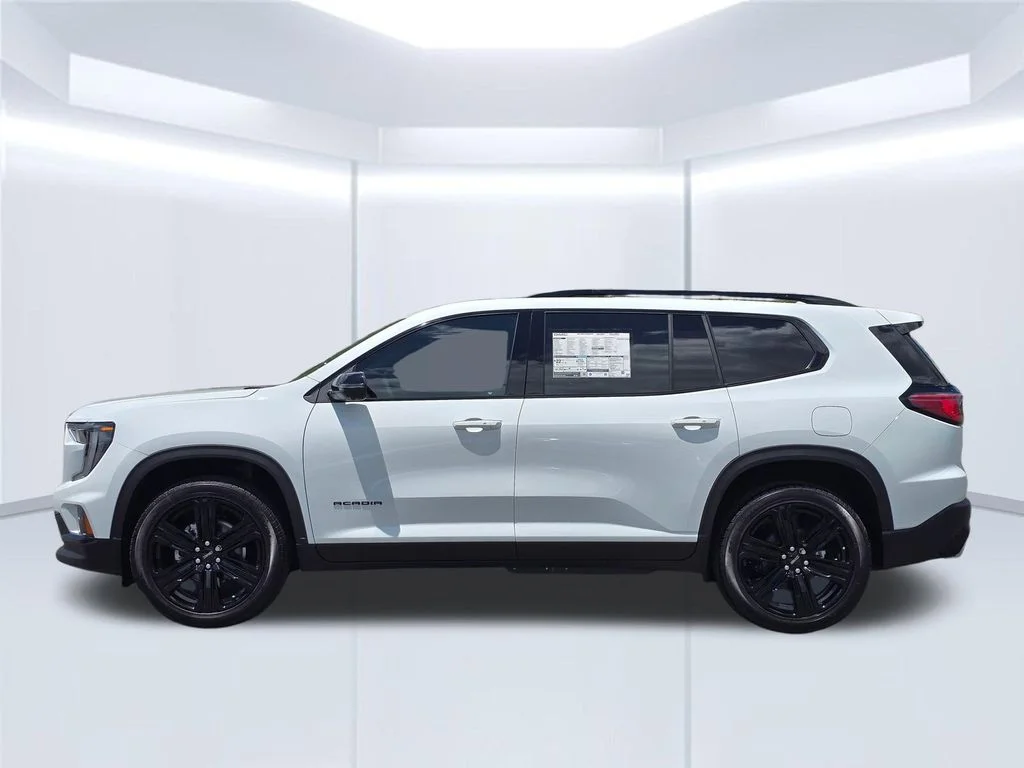 New 2026 White GMC Elevation image 18