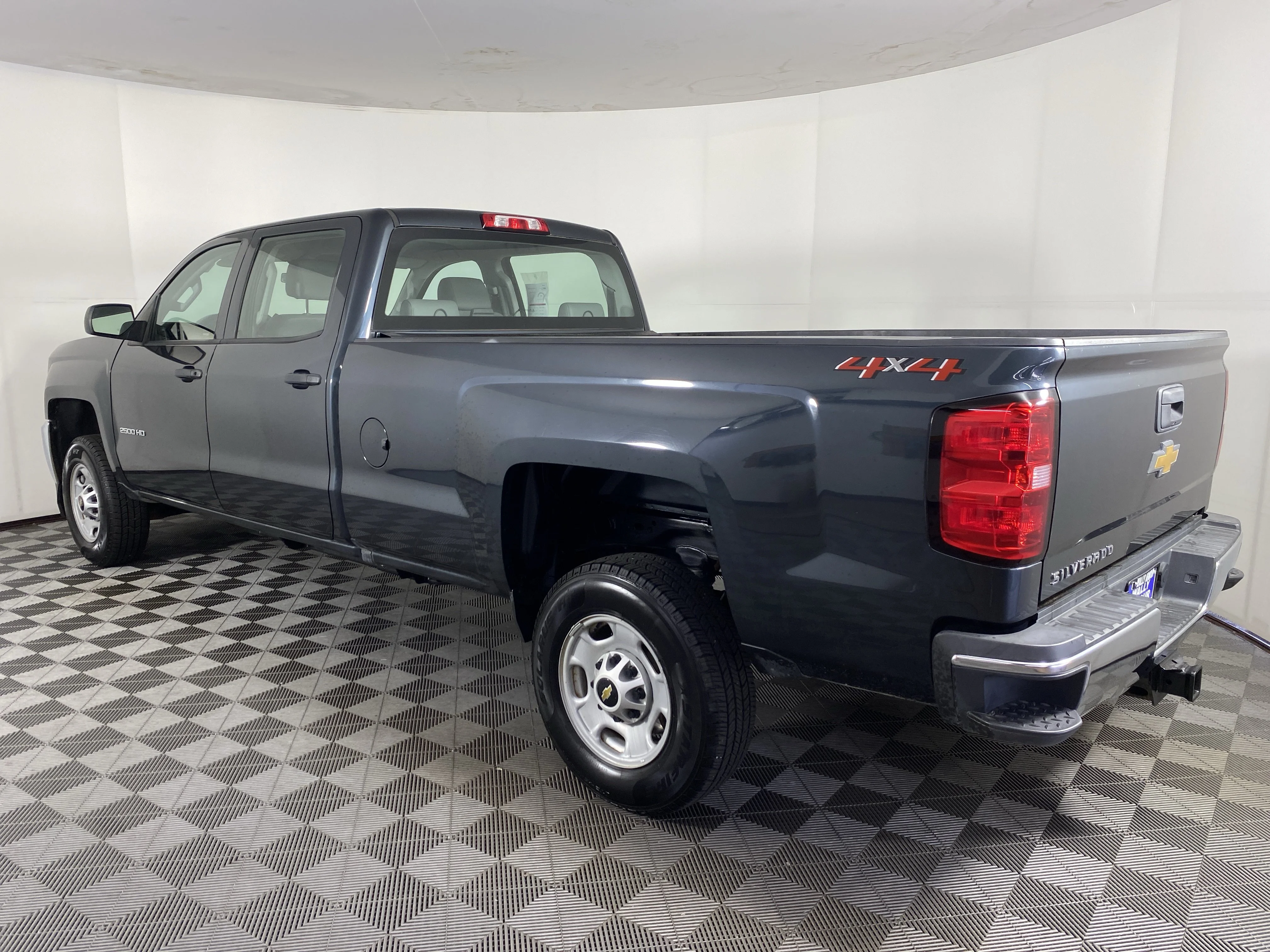 Used 2018 Graphite Metallic Chevrolet Work Truck image 7