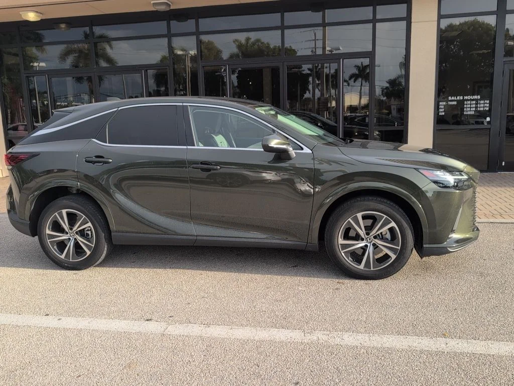 Certified Used 2024 Green Lexus 350 image 4