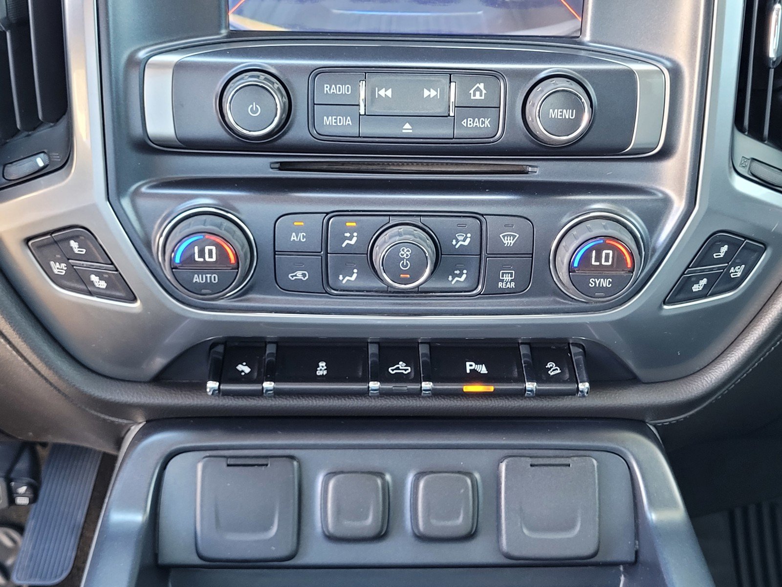 2014 Chevrolet Silverado 1500 LTZ - Photo 13